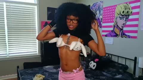 Spookie Baddie online show from 15, 4, 2026