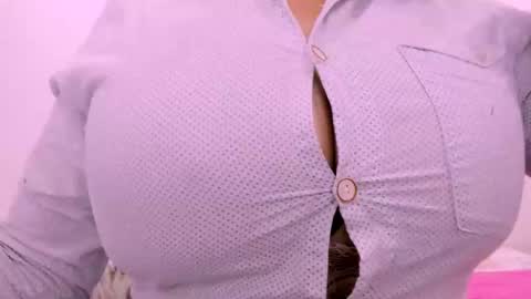 Snapshot of 00valeriasexxx chatting on 6, 10, 2025 Valeria online show from 6, 10, 2025