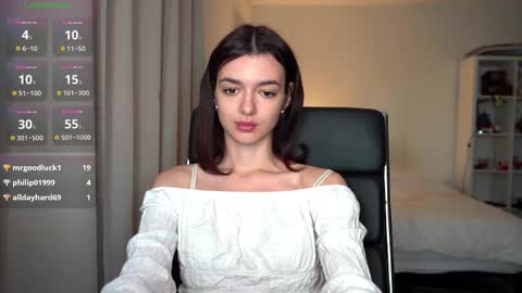 Olivia online show from 5, 11, 2025