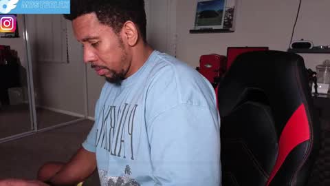 Snapshot of 10inch_gymjunky chatting on 7, 3, 2025 MrSteeleXXX - snapchat online show from 7, 3, 2025