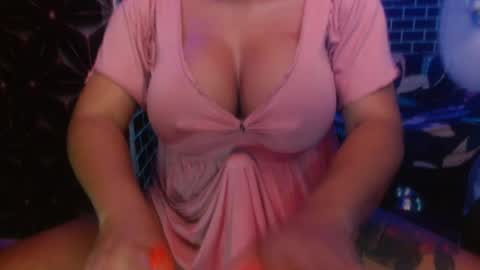  i am trixie im Your Selfsucking Mistress  online show from 24, 7, 2026