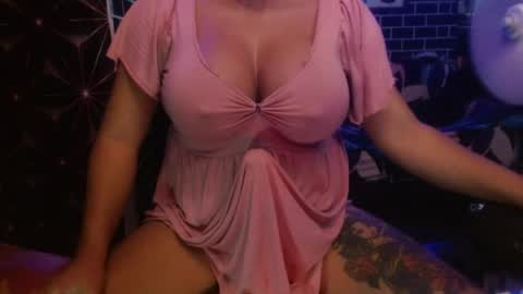  i am trixie im Your Selfsucking Mistress  online show from 25, 7, 2026