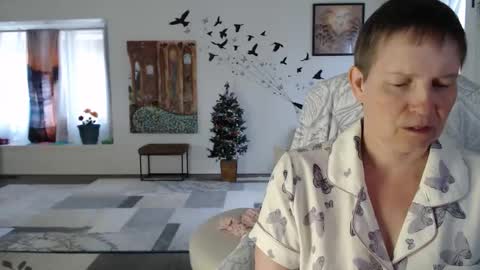 Aurora Willows online show from 29, 11, 2025