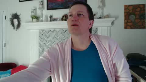 Aurora Willows online show from 20, 4, 2026