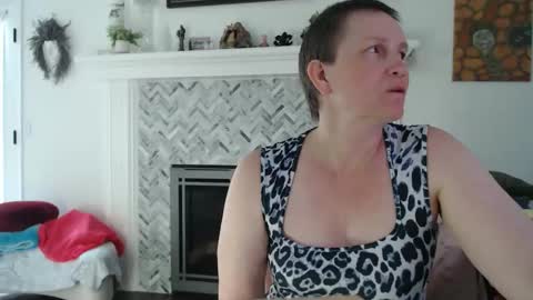 Aurora Willows online show from 21, 4, 2026