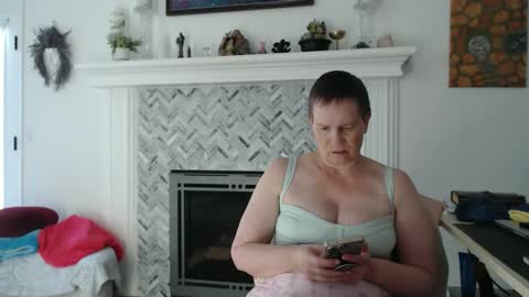 Aurora Willows online show from 24, 4, 2026