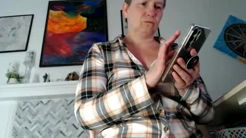 Aurora Willows online show from 11, 6, 2026