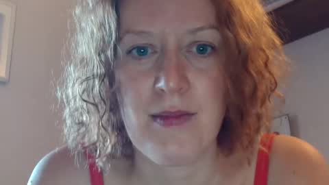 12ennie online show from 25, 9, 2025