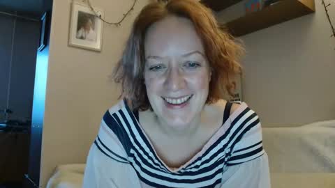 12ennie online show from 17, 12, 2025