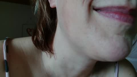 12ennie online show from 23, 4, 2026