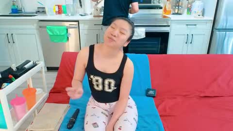 Tong  Ralph online show from 6, 6, 2026