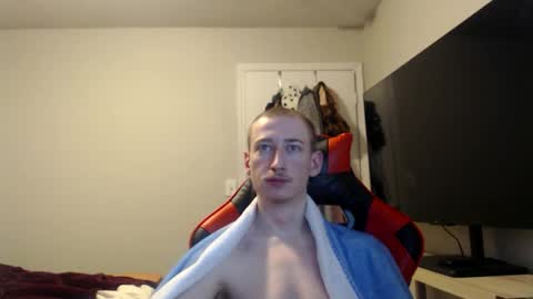 Snapshot of 18str8igcock chatting on 12, 1, 2026 18str8igcock online show from 12, 1, 2026