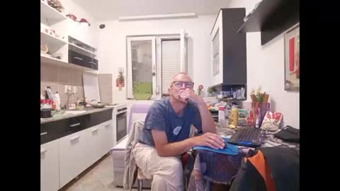 1973man online show from 8, 6, 2026