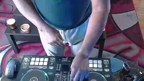 Snapshot of 19ericb68 chatting on 12, 10, 2025 Mr. E the BBC online show from 12, 10, 2025