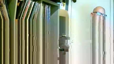 1hotbaldguy online show from 22, 4, 2026