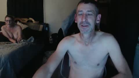 1hotcouple2c online show from 23, 5, 2026