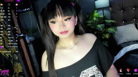 Snapshot of 1hottiegabby chatting on 4, 6, 2026 Gabby online show from 4, 6, 2026