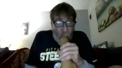 1hunglo101 online show from 1, 12, 2025