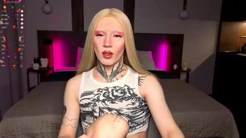 Snapshot of 1lola4ka chatting on 6, 2, 2026 Michelle online show from 6, 2, 2026