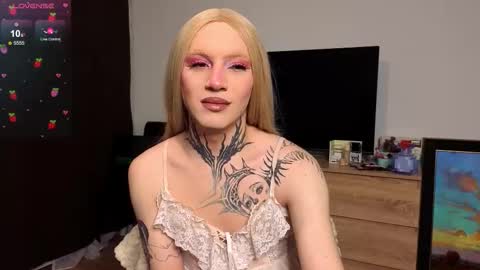 Snapshot of 1lola4ka chatting on 5, 3, 2026 Michelle online show from 5, 3, 2026