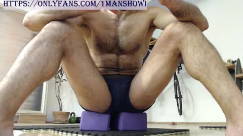 1manshow11 online show from 28, 1, 2025