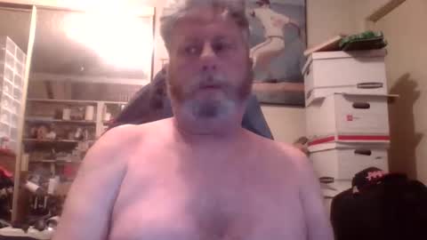 Snapshot of 1milkman2000 chatting on 16, 5, 2026 milkman online show from 16, 5, 2026