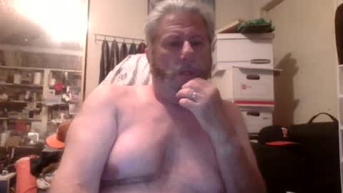 Snapshot of 1milkman2000 chatting on 14, 6, 2026 milkman online show from 14, 6, 2026