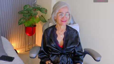 Snapshot of 1miss_monserrate chatting on 15, 7, 2026 Miss Monserrate online show from 15, 7, 2026