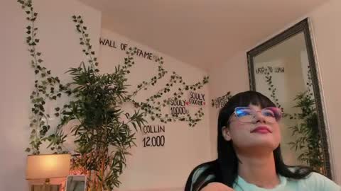 Moona  online show from 23, 7, 2026