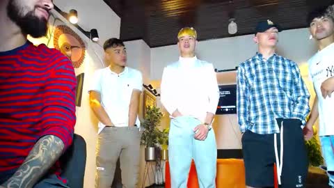 Snapshot of 1pushman chatting on 5, 3, 2026 pushman online show from 5, 3, 2026