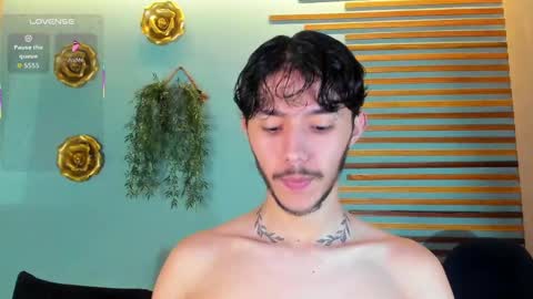 Snapshot of 1sebass chatting on 22, 9, 2025 Sebastian online show from 22, 9, 2025