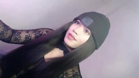 Snapshot of 1sexy_kim69 chatting on 19, 1, 2026 1sexy_kim69 online show from 19, 1, 2026