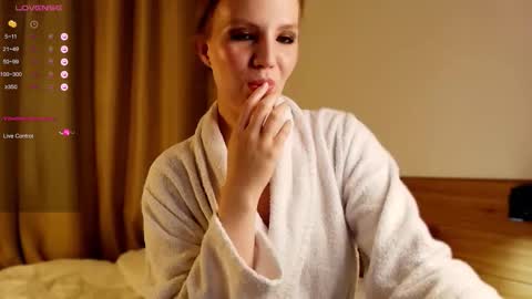 VICTORIA online show from 23, 10, 2025