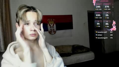 Milos online show from 8, 10, 2025