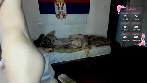 Milos online show from 12, 10, 2025