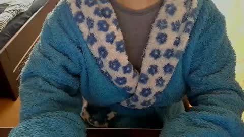 1your_hot_girls online show from 10, 2, 2026