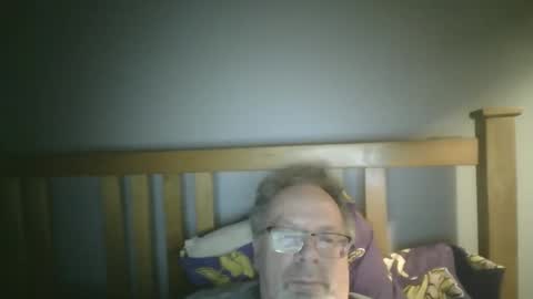 Snapshot of 2003dynawideglide chatting on 2, 2, 2025 2003dynawideglide online show from 2, 2, 2025