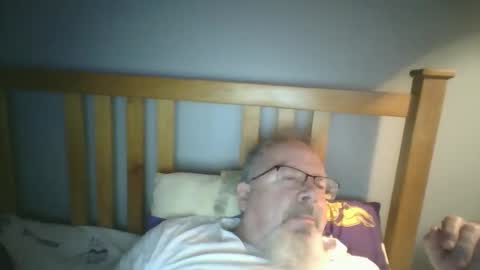 Snapshot of 2003dynawideglide chatting on 13, 9, 2025 2003dynawideglide online show from 13, 9, 2025