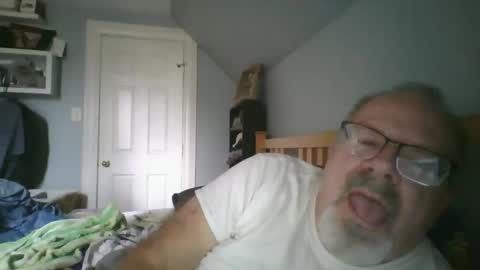 Snapshot of 2003dynawideglide chatting on 11, 11, 2025 2003dynawideglide online show from 11, 11, 2025