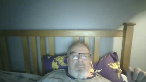 Snapshot of 2003dynawideglide chatting on 28, 11, 2025 2003dynawideglide online show from 28, 11, 2025