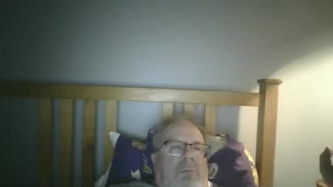 Snapshot of 2003dynawideglide chatting on 19, 12, 2025 2003dynawideglide online show from 19, 12, 2025