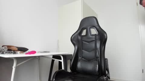 Henk online show from 5, 12, 2024