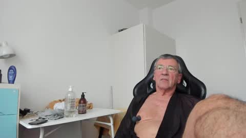 Henk online show from 20, 2, 2025