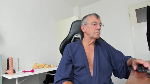 Henk online show from 16, 10, 2025