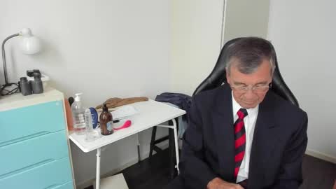 Henk online show from 28, 11, 2025