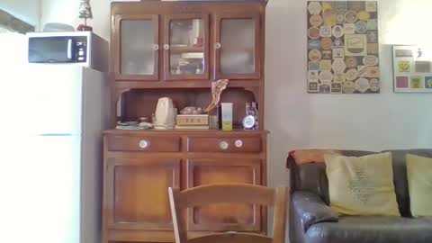 22esserre online show from 2, 12, 2024