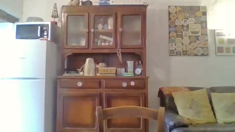 22esserre online show from 25, 9, 2025