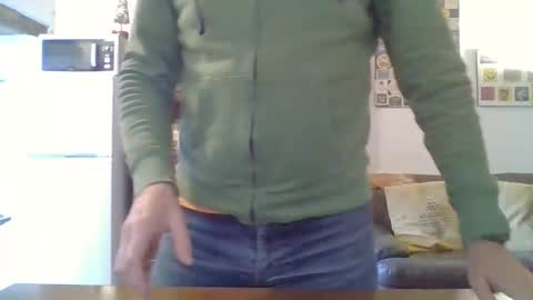 22esserre online show from 23, 4, 2026