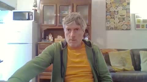 22esserre online show from 23, 4, 2026