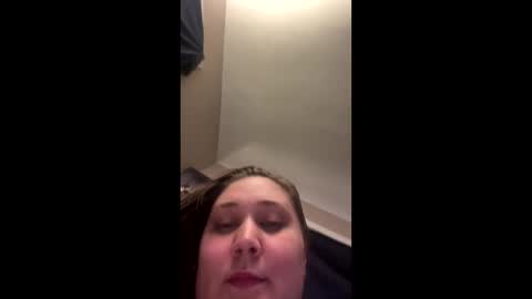 22thickfatpussy online show from 16, 12, 2025